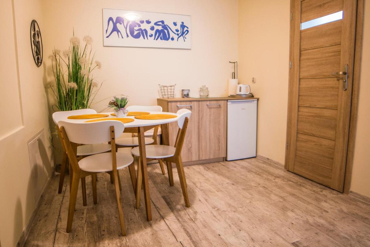 Noclegi Fregata - Pokoje Goscinne W Solinie 661-459-339 Solina  Ngoại thất bức ảnh