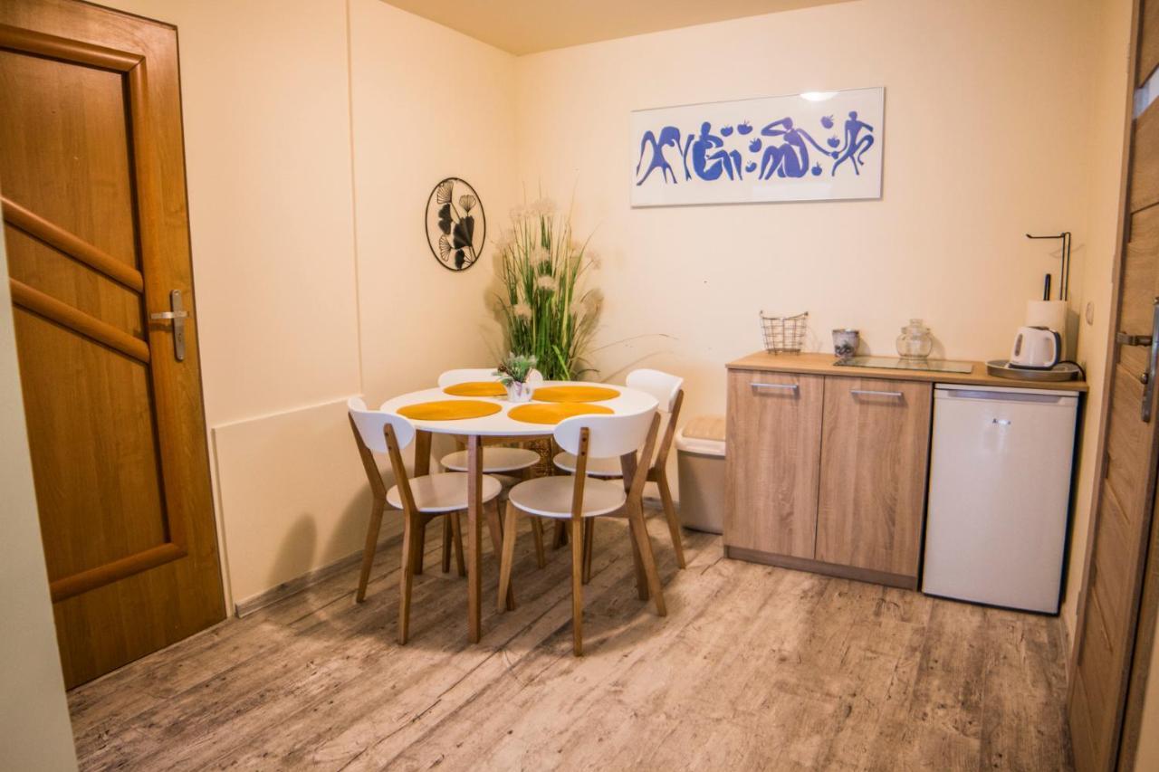 Noclegi Fregata - Pokoje Goscinne W Solinie 661-459-339 Solina  Ngoại thất bức ảnh
