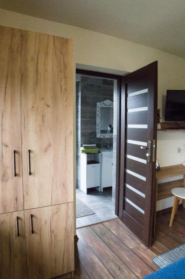 Noclegi Fregata - Pokoje Goscinne W Solinie 661-459-339 Solina  Ngoại thất bức ảnh