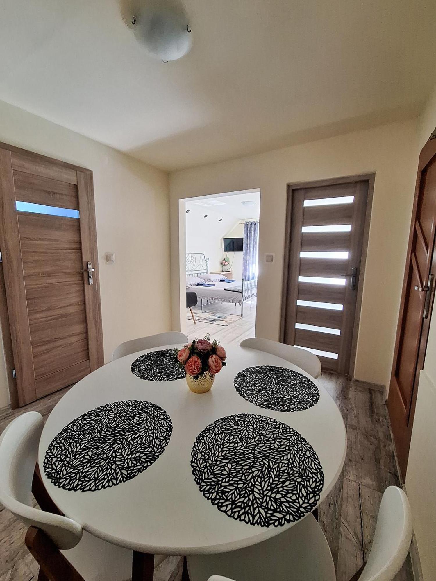 Noclegi Fregata - Pokoje Goscinne W Solinie 661-459-339 Solina  Ngoại thất bức ảnh