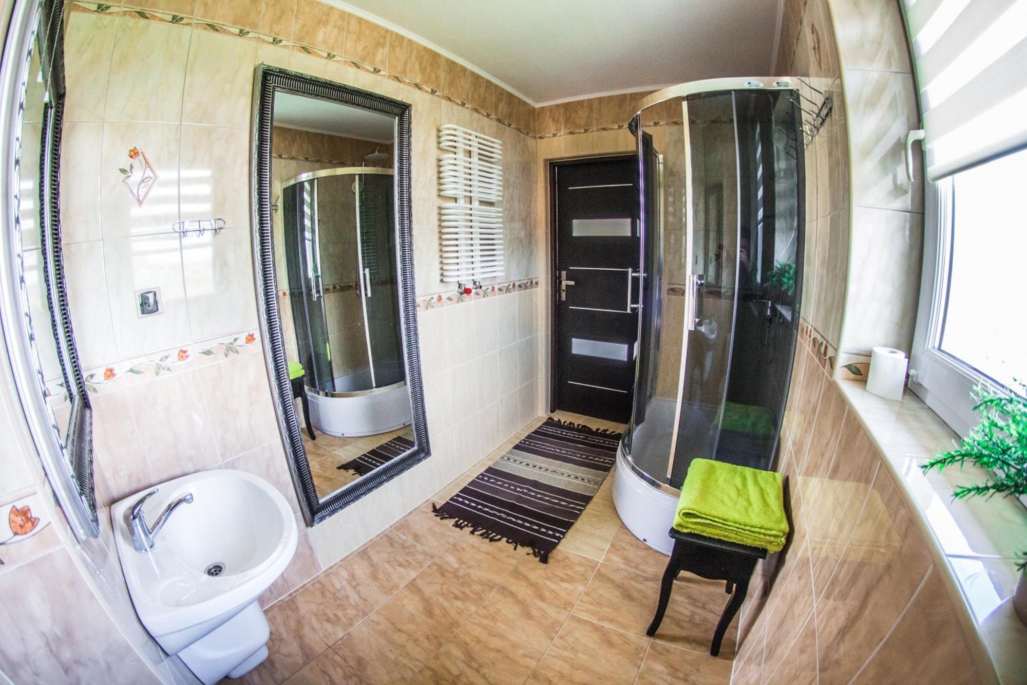 Noclegi Fregata - Pokoje Goscinne W Solinie 661-459-339 Solina  Ngoại thất bức ảnh